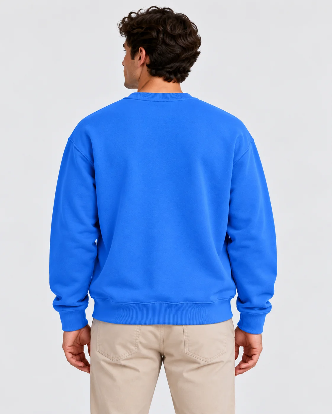 Essential Form Saks Mavisi Basic Sweatshirt